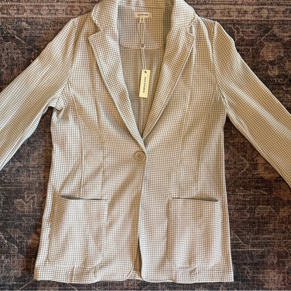 NWT Max Studio Blazer | Tan & White Grid Pattern | Women’s M - Picture 2 of 9